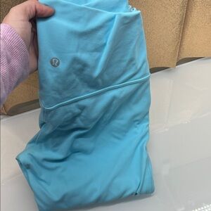 Lululemon Light Blue Capri Sun Leggings